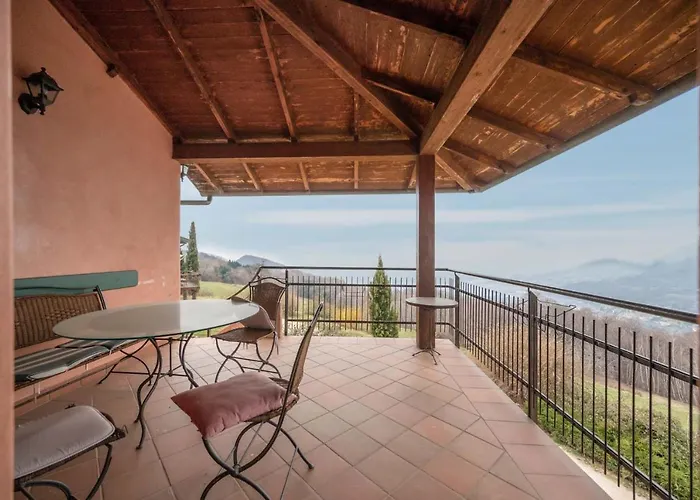 Scala-panoramic House Villa *