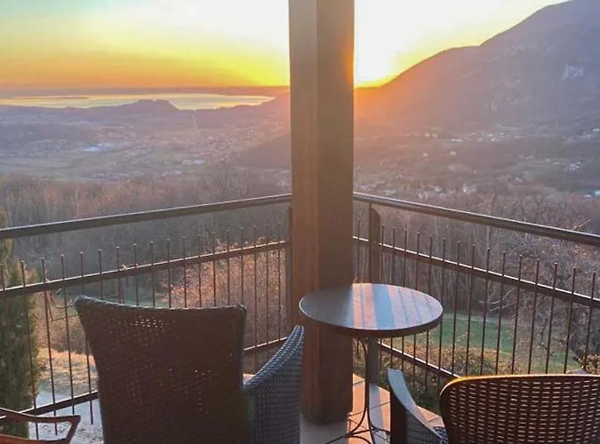 Scala-panoramic House