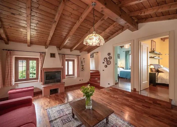 Villa Scala-panoramic House Caprino Veronese