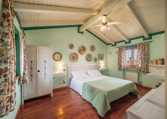 Scala-panoramic House Caprino Veronese