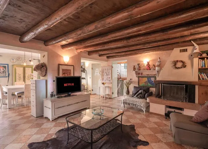 Scala-panoramic House Villa *